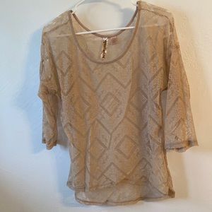 Lace top, 3/4 length sleeves